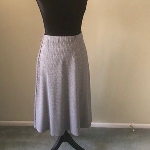 Ladies skirt